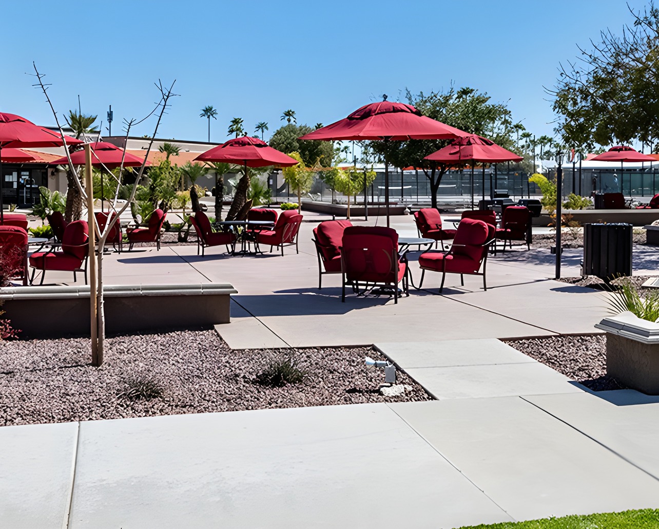 Voyager RV Resort & Hotel